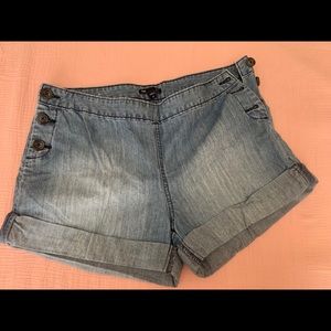 Gap Denim Button-up shorts
